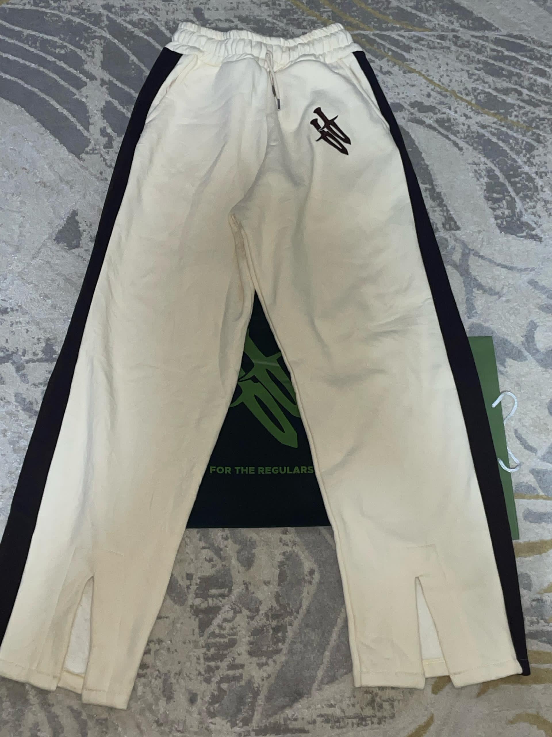 Daggers Trackpant